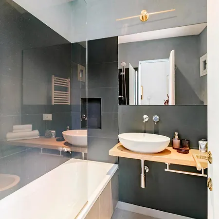 Апартаменты Unique Piazza Navona 2 Bedrooms And Cinema *